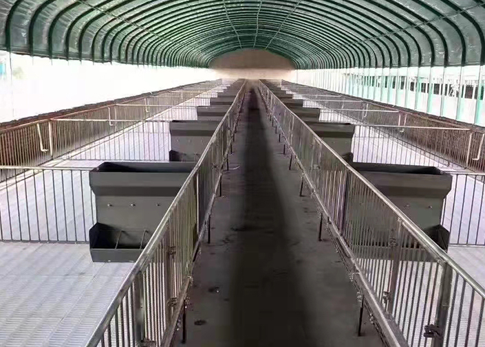 椭圆管暖棚抗风雪能力增强，确保冬季生产安全